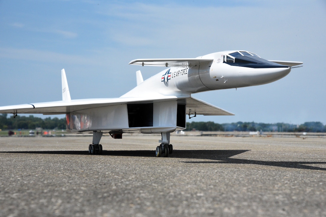 Giant Scale RadioControlled (RC) Model Aircraft Air Show