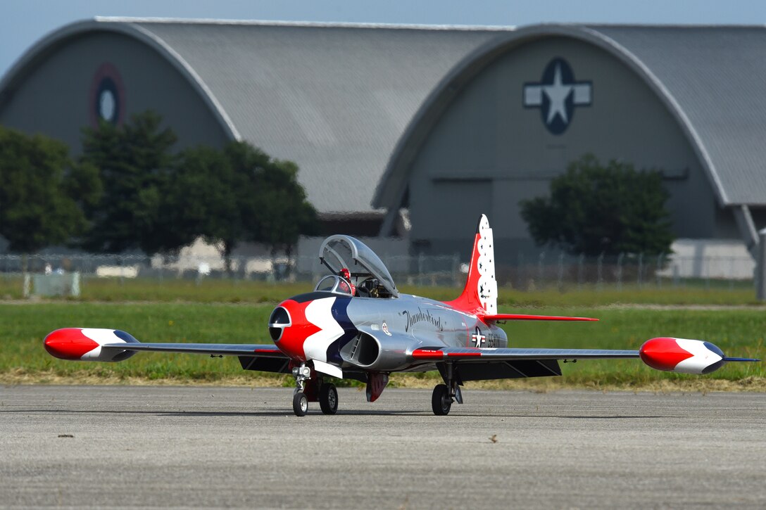 Radio controlled aircraft