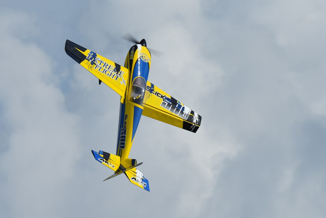 Radio controlled aircraft