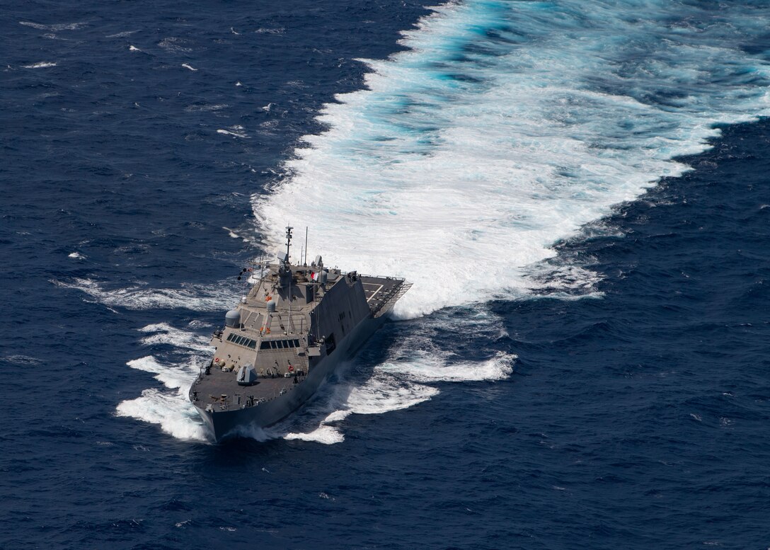 USS Little Rock (LCS 9) underway in the Caribbean Sea.