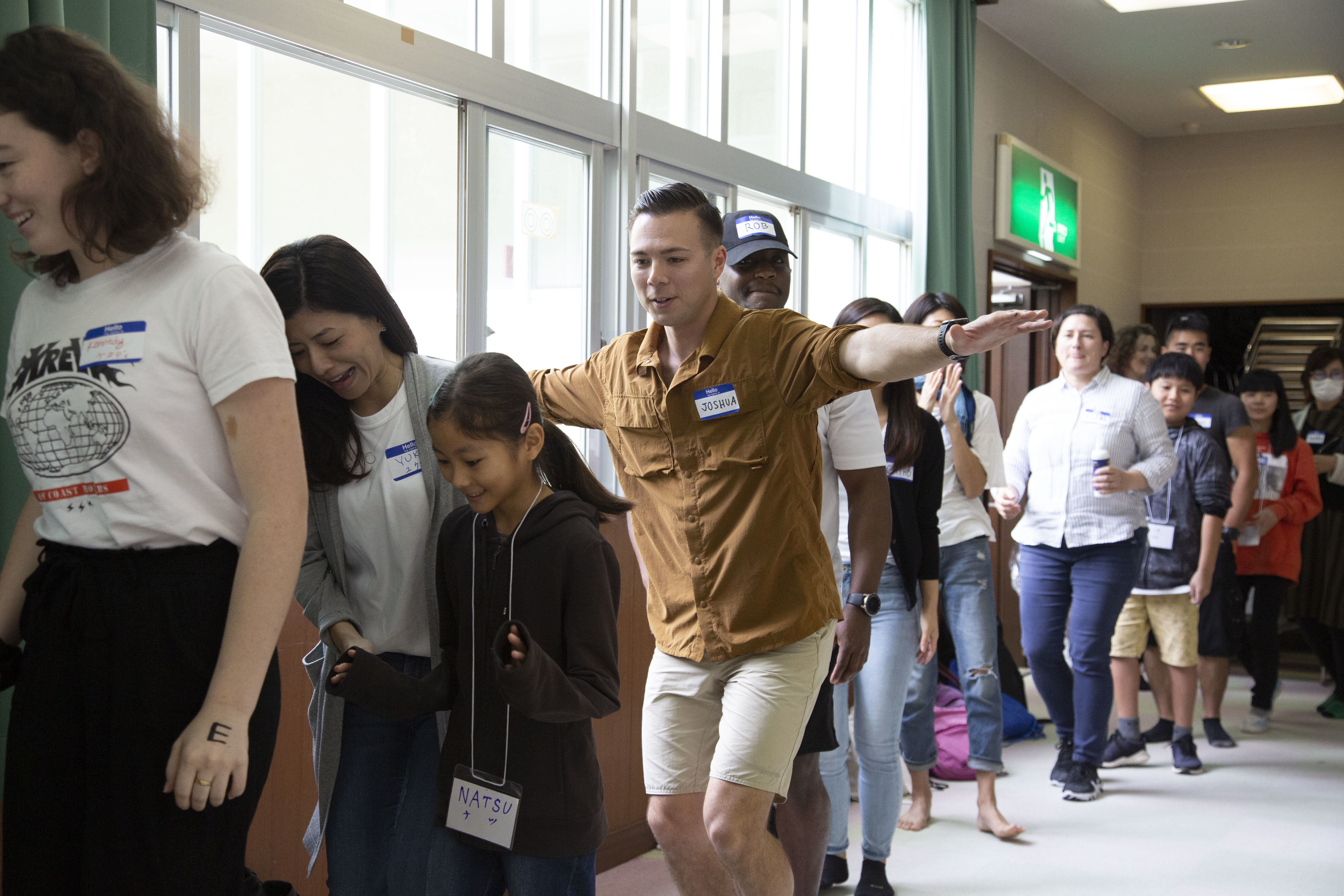 小学生の英語体験学習を海兵隊がサポート > 在日米海兵隊 > ニュース