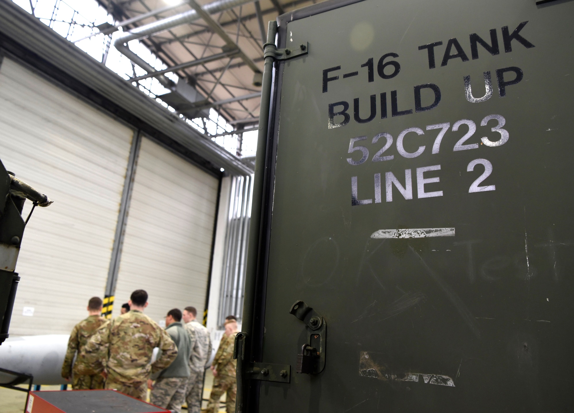 Spangdahlem augmentees learn F-16 fuel-tank build up