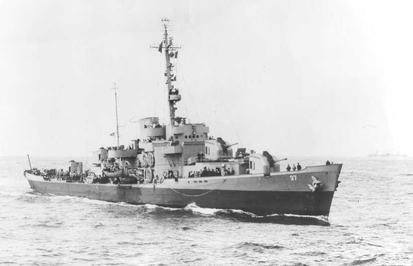 A scan of a photo of USCGC Taney