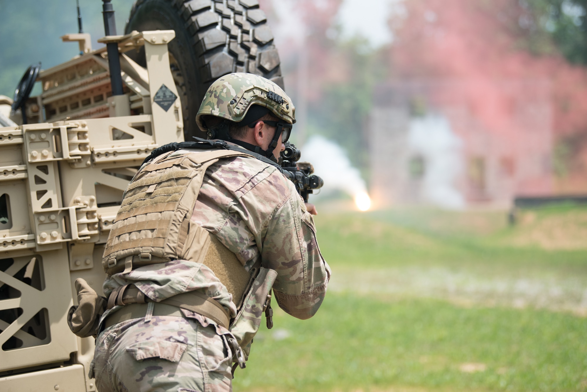 A member of the Kentucky Air National Guard’s 123rd Security Forces Squadron executes a simulated short-notice mission to degrade terrorist capabilities during a field training exercise at Fort Knox, Ky., May 21, 2019. The exercise was designed to test security tactics in a simulated Afghan village from May 18-22. (U.S. Air National Guard photo by Phil Speck)