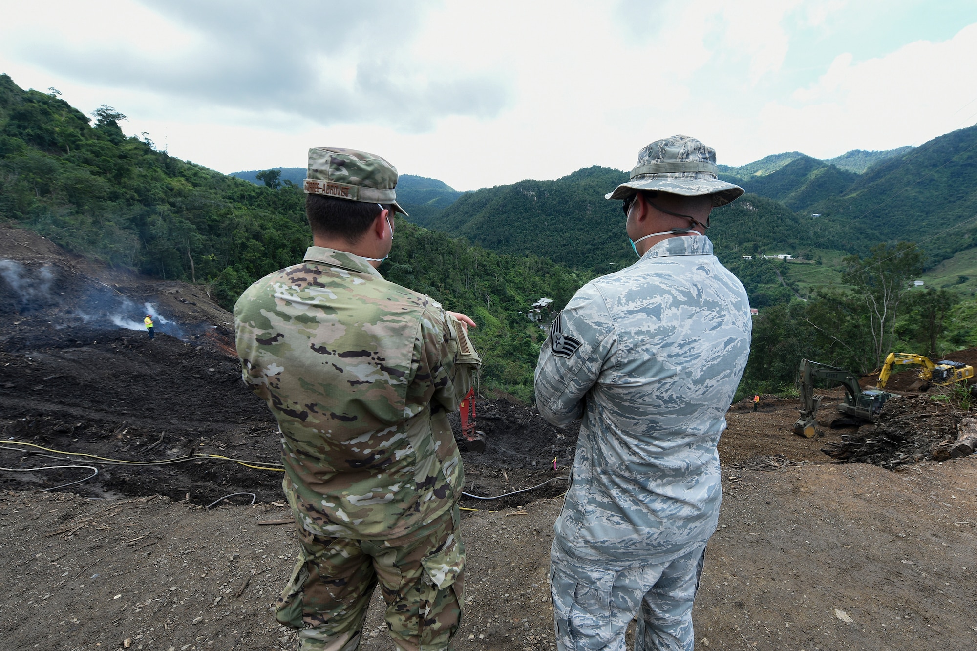 Puerto Rico Air National Guard assists Cayey debris fire