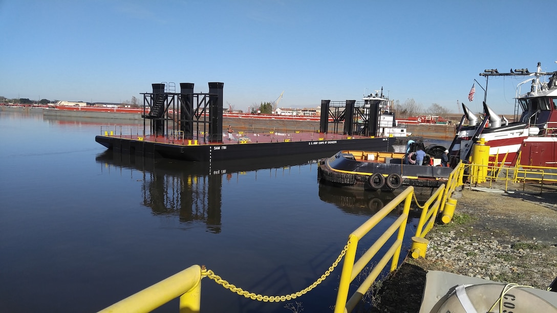 The USACE Marine Design Center managed the procurement of USACE Deck Barges 1701 and 1702 on behalf of the USACE Mobile District. The vessel barges were delivered in April 2018.