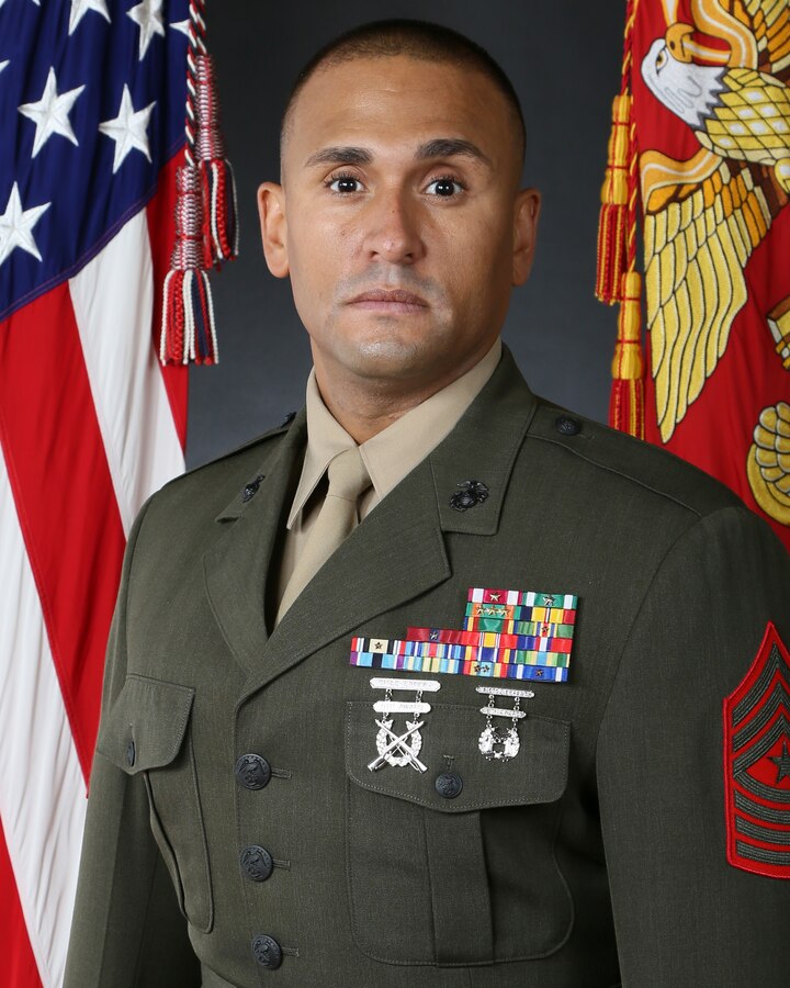 Command Photo