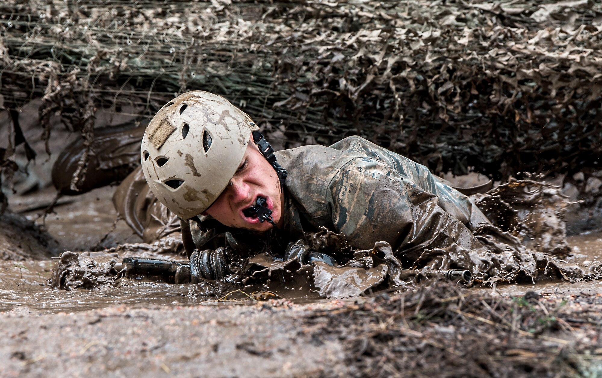 A U.S. Air Force Academy class of 2023 basic cadet tests the assault course