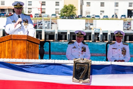 Submarine Squadron 7 Welcomes New Commodore