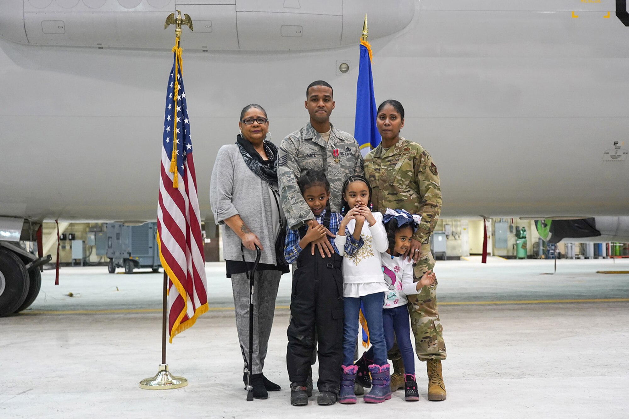 Air Force Master Sgt. Jehu Forte, assigned to the 703rd Aircraft Maintenance Squadron, is awarded the Bronze Star Medal for meritorious service.