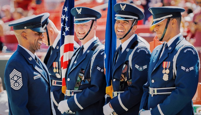 CMSAF speaks with U.S. Air Force Honor Guardsmen