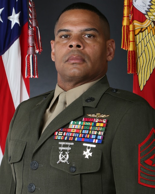 Sergeant Major Lonnie N. Travis, Jr. > 2nd Marine Logistics Group > Leaders