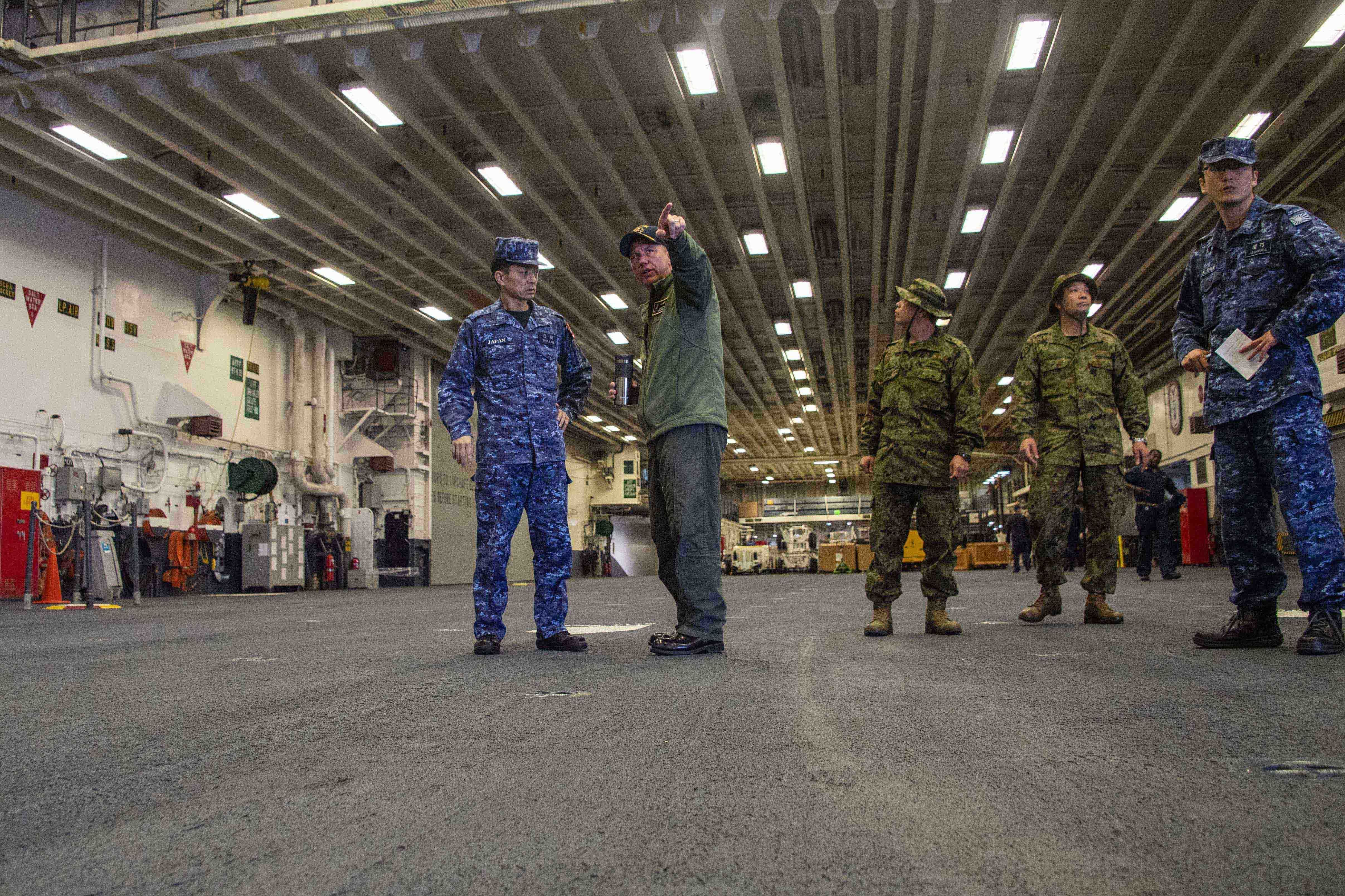 その他 MARINE FGHTER ATTACK TRAINING SQUADRON VMFAT-101 Sharpshooters Marine Fighter Attack Training Sqn