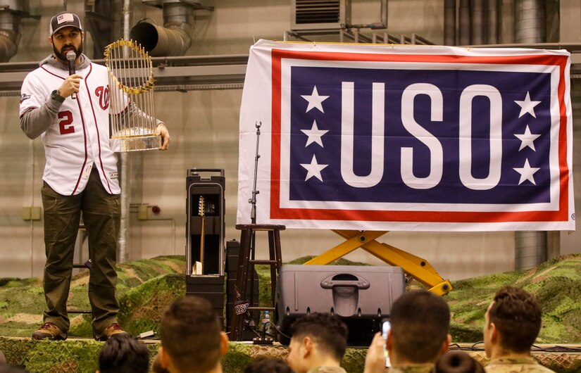 USO New Year’s Tour