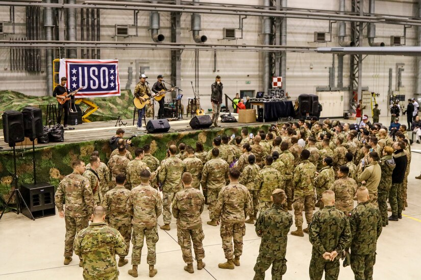 USO New Year’s Tour