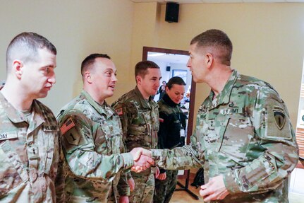 Army Reserve unit works behind the scenes to help make USO tour show a success