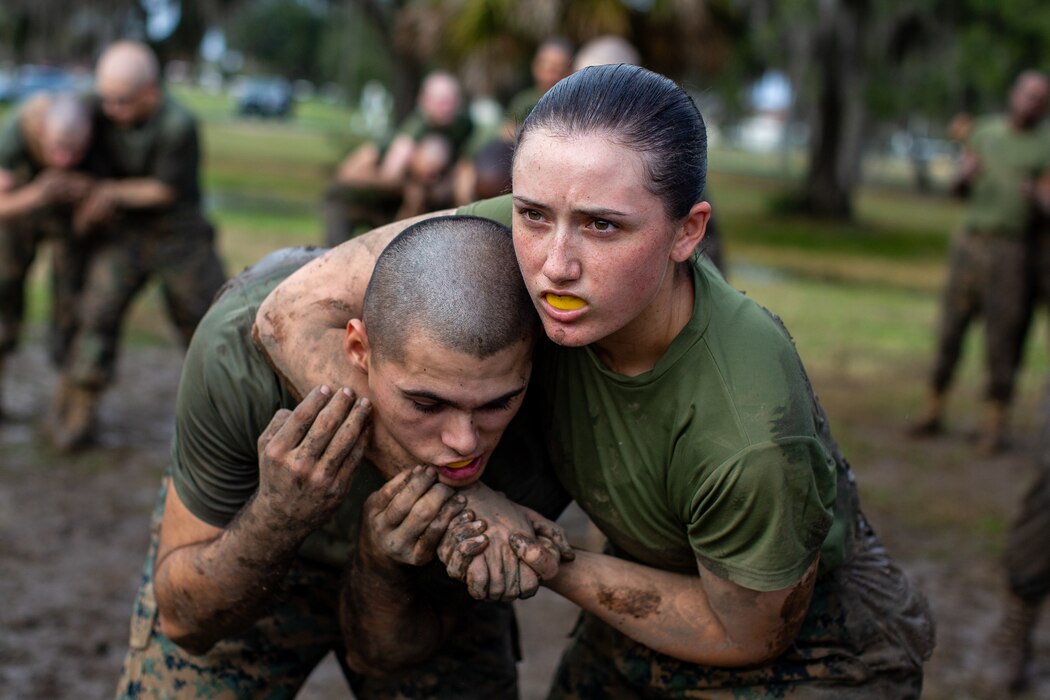 Recruits with India Company, 3rd Recruit Training Battalion, practice escaping headlocks during a Marine Corps Martial Arts Program training session Dec. 30, 2019 at Marine Corps Recruit Depot Parris Island, S.C.
(Marine Corps Photo by Gunnery Sgt. Tyler Hlavac)