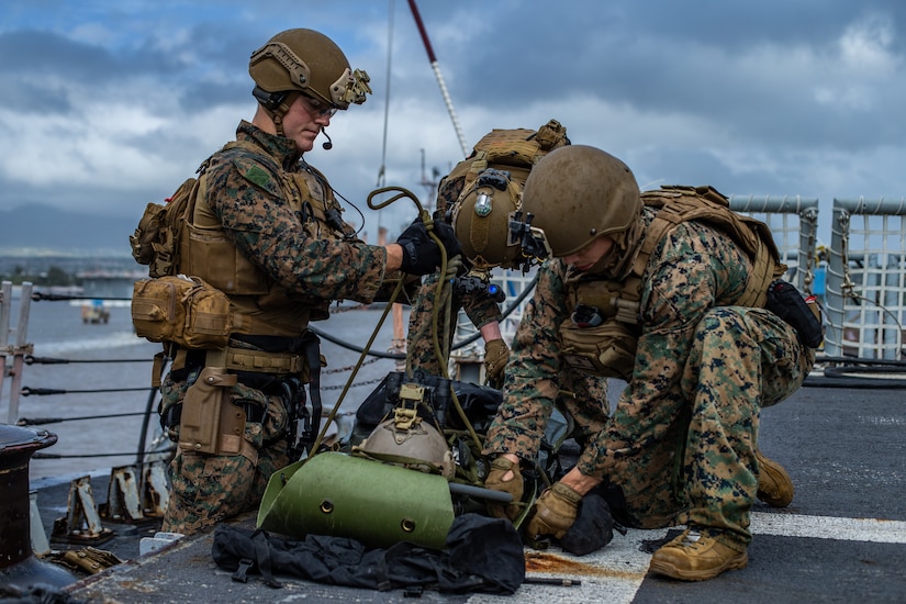 31st-marine-expeditionary-unit-maritime-raid-force-begins-training