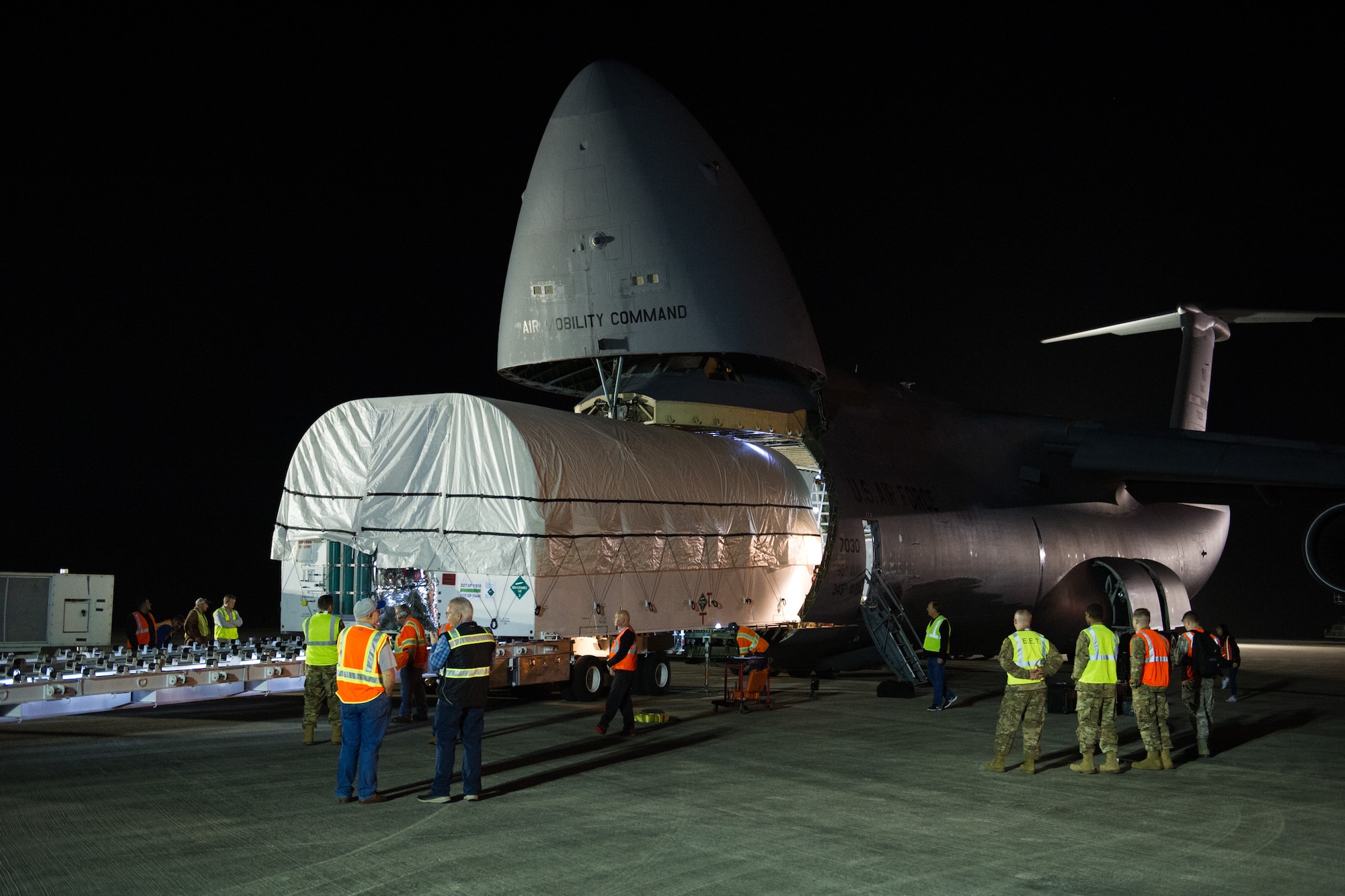 AEHF-6 Transport