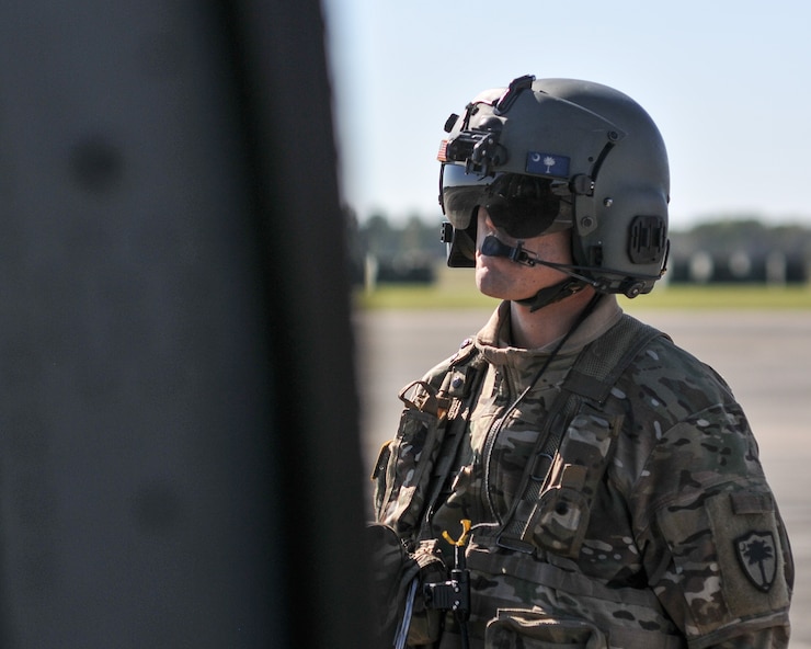 1-111th GSAB and 351st ASB Conduct Sling-Load Training