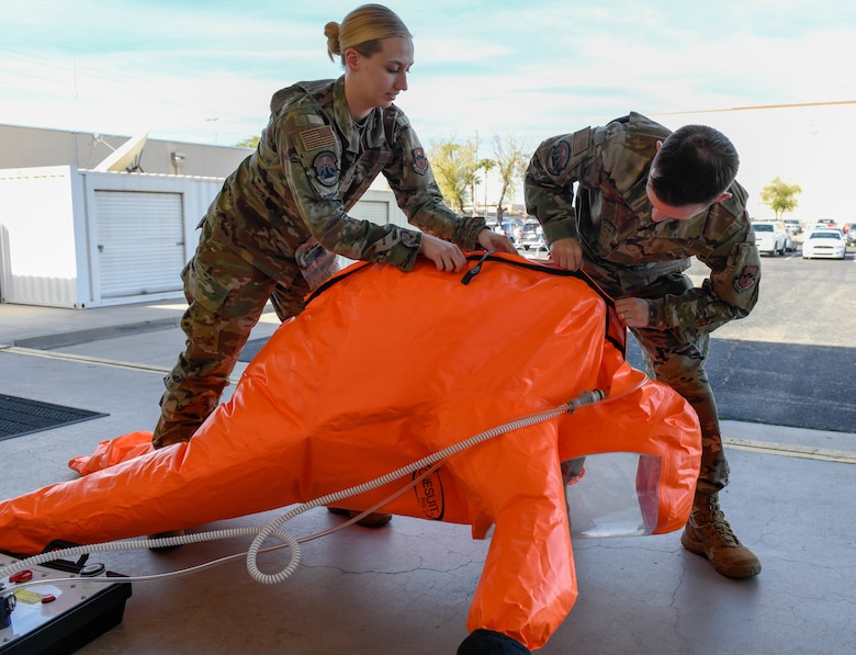 Bioenvironmental Engineering Airmen are ‘jack of all trades’