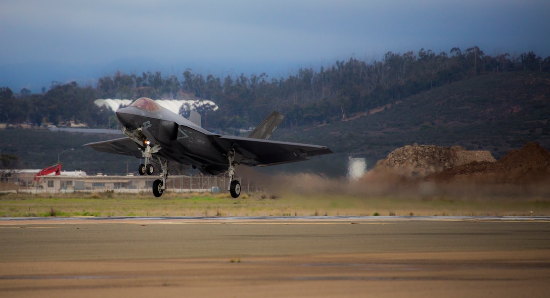 U.S. Marine Corps Lt. Col. Cedar L. Hinton, commanding officer of Marine Wing Fighter Attack Squadron (VMFA) 314, 3rd Marine Aircraft Wing (MAW) lands VMFA-314's first F-35C Lightning II on Marine Air Station Miramar, Calif., January 21.