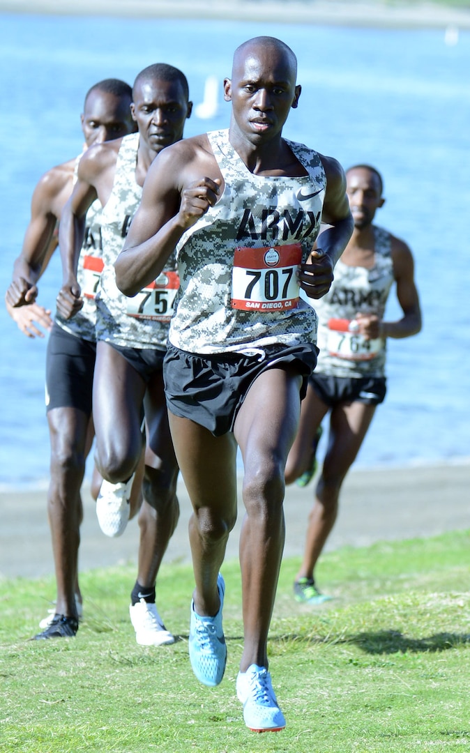 The Army's Emmanuel Bor and his teammates take the lead early on the first lap of the USA Track and Field Cross Country Championship at Mission Bay Park in San Diego, Jan. 18, 2020. Bor finished in second place with a time of 30:58.