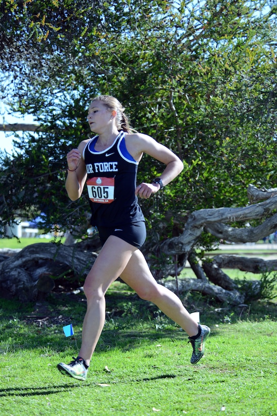 Air Force 2nd Lt. Shanna Burns runs the Armed Forces Cross Country Championship at Mission Bay Park in San Diego, Jan. 18, 2019.