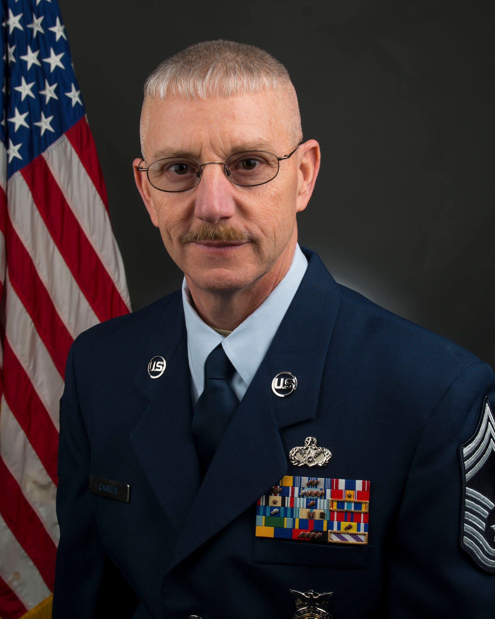 Official portrait of Chief Master Sgt. Steven Carver. (U.S. Air National Guard photo by Master Sgt. De-Juan Haley)