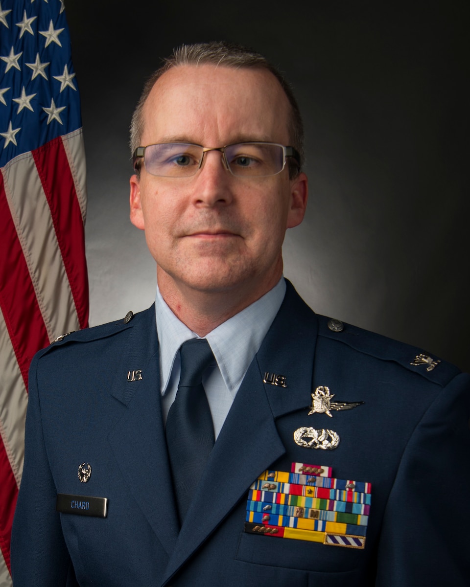 Official portrait of Col. Patrick Chard. (U.S. Air National Guard photo by Master Sgt. De-Juan Haley)