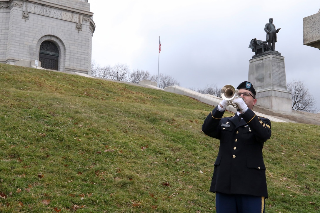 Wreath laying honors President McKinley
