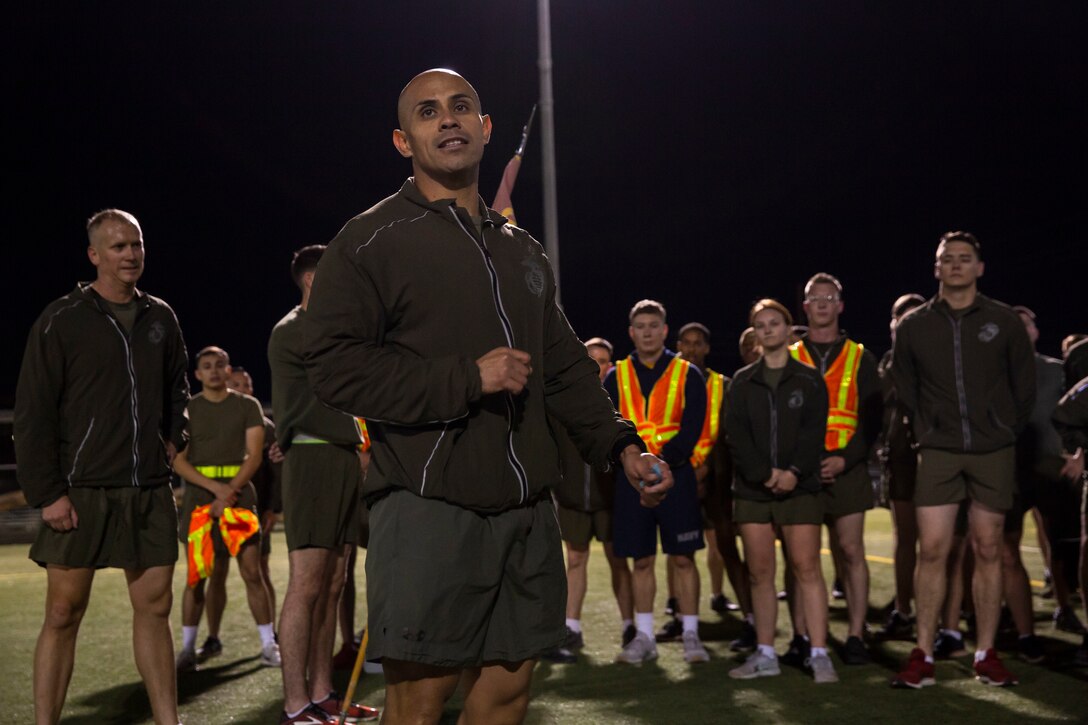 Marines and Sailors with Headquarters and Headquarters Squadron (H&HS) participate in a squadron run on Marine Corps Air Station (MCAS) Yuma, Ariz., Dec. 13, 2019. During the run, Marines and Sailors donated gifts to the Toys For Tots foundation (U.S. Marine Corps photo by Lance Cpl. Andres Hernandez)