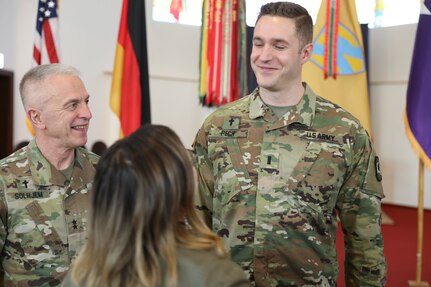 Chief of Chaplains visits 21st TSC