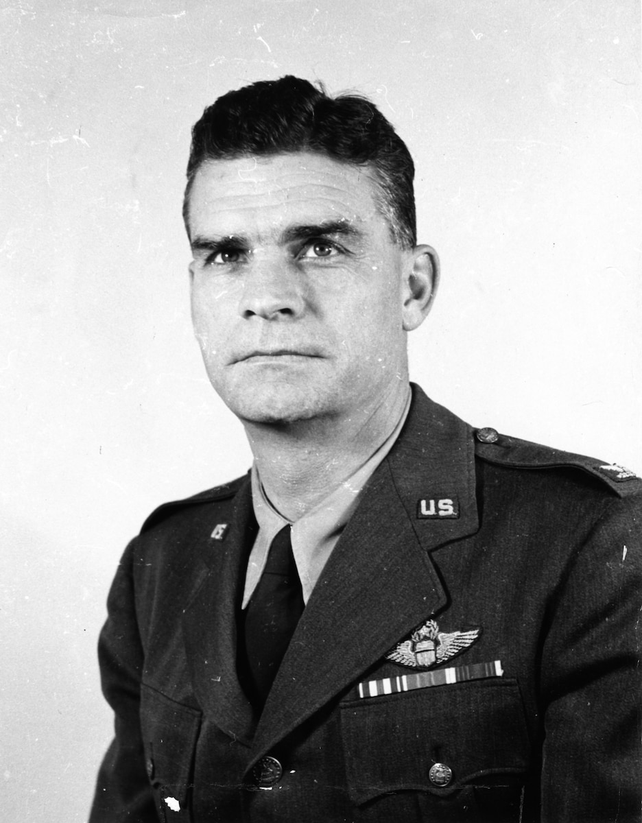 This is the official photo of Brig. Gen. Richard T. King.