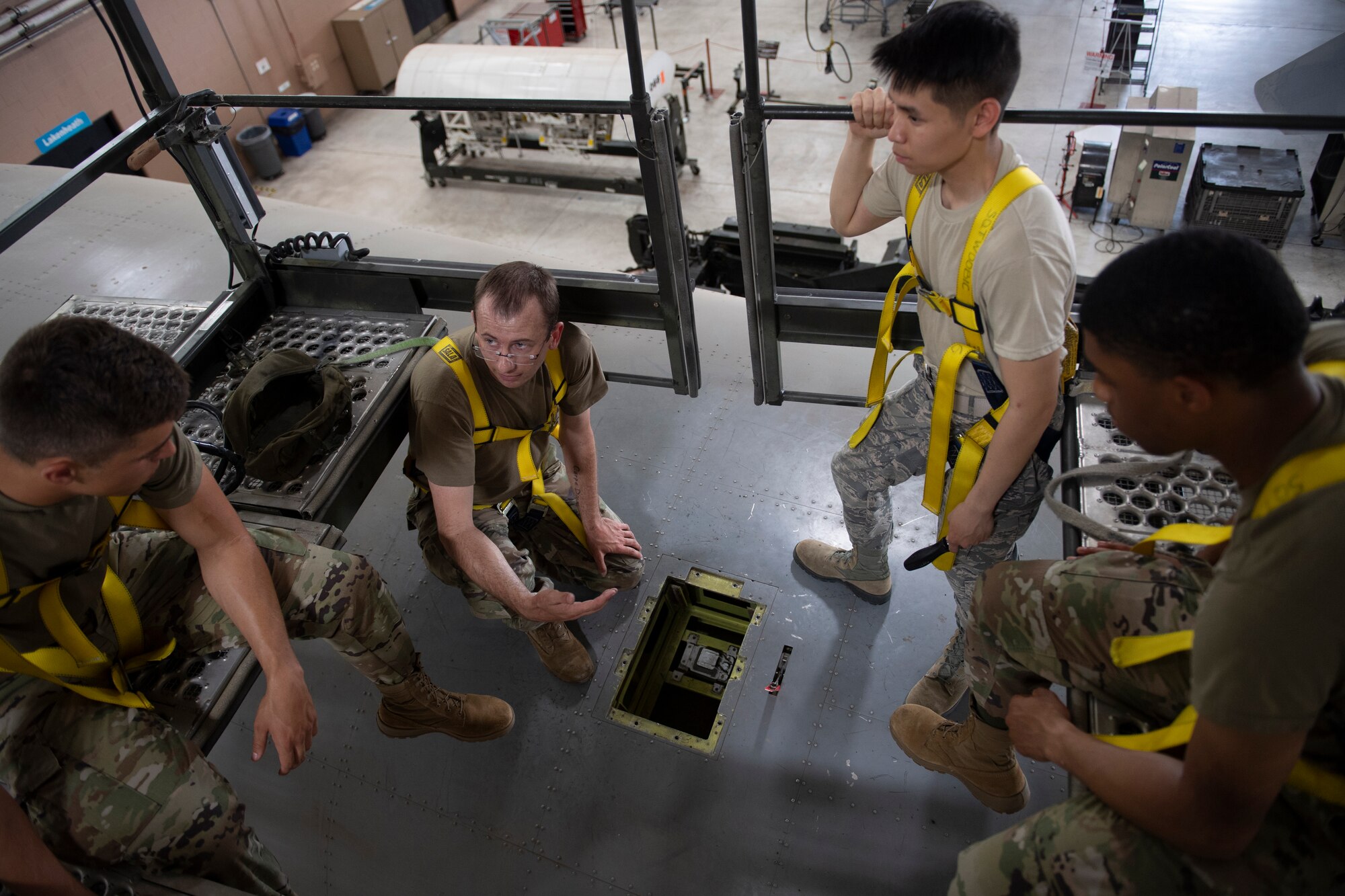 Airmen learn to install and remove B-2 Lancer Electronic Counter Measures