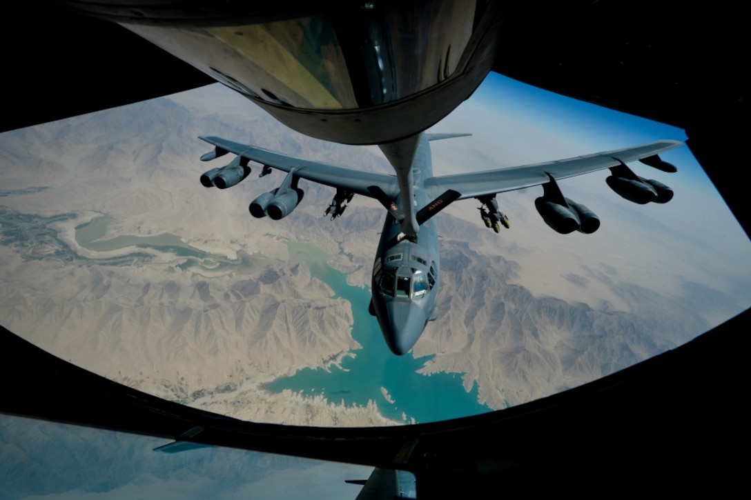 Stratotanker keeps B-52 fueled to fight
