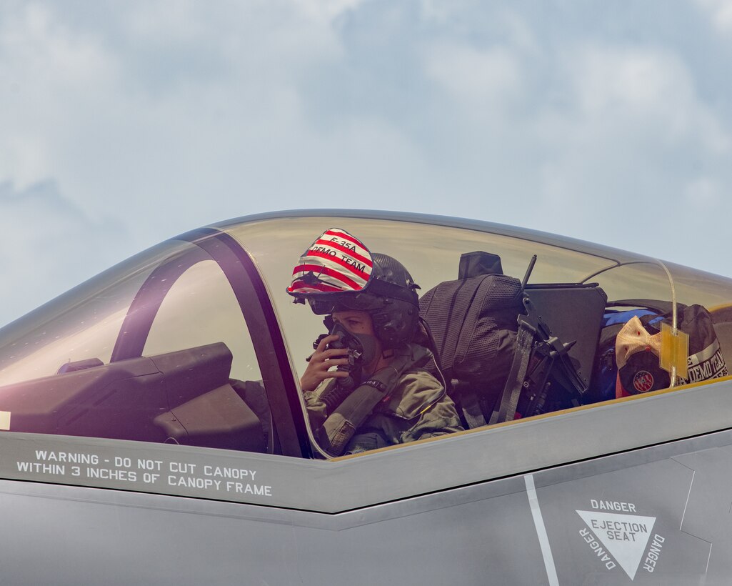 Photo of the F-35 Demonstration Team.
