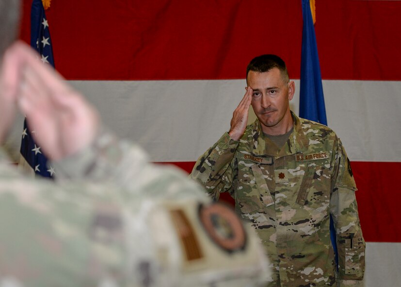354th LRS welcomes new commander