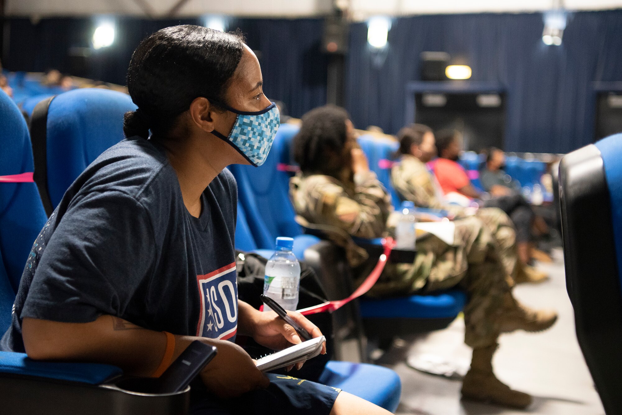 Military Women Leading the Way: Senior leaders mentor through open forum