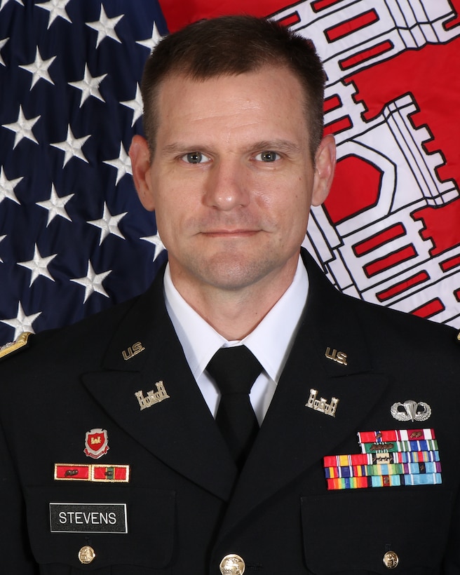 Official photo of Lt. Col. Patrick M. Stevens V, Albuquerque District Commander, USACE.