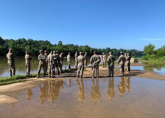 U.S. Army Senior Non-Commissioned Officers and Commissioned Officers from USACE Nashville District and the 326th Engineer Battalion from Fort Campbell Ky. Participate in leadership training at Lock C on the Cumberland River in Indian Mound Tenn. (USACE Photo by Daniel Barrios)