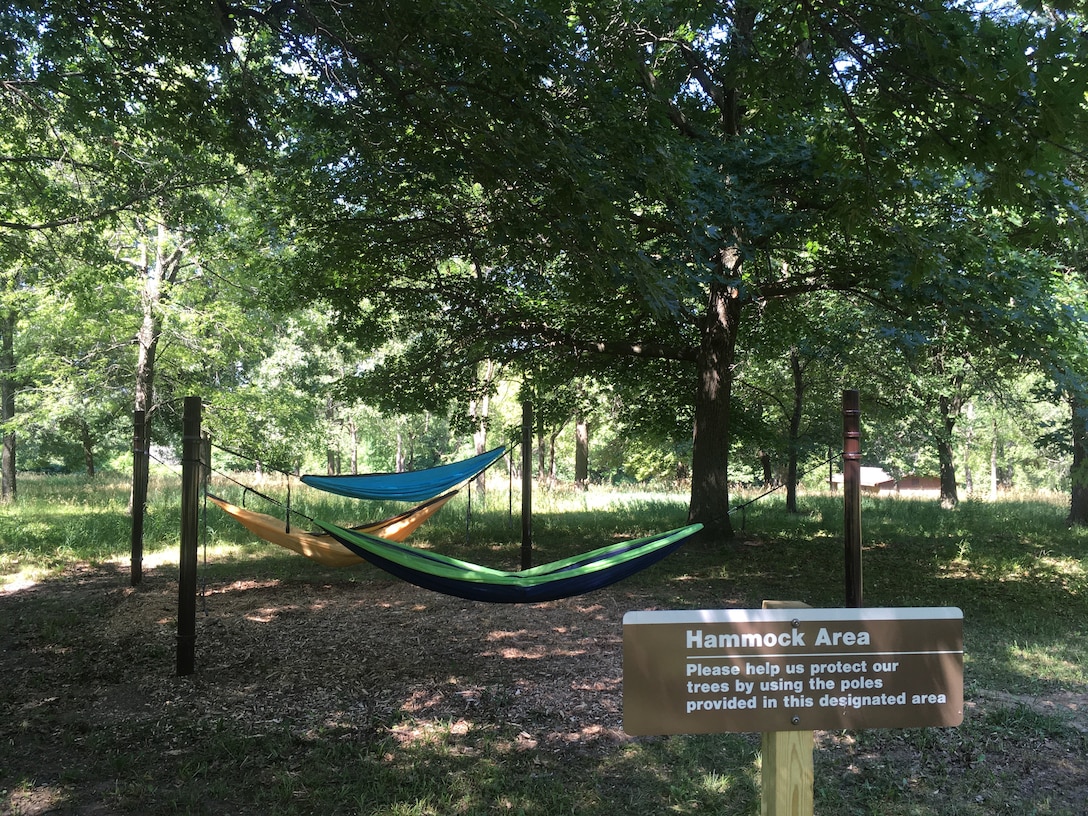 A new hammock area has been installed at Saylorville Lake to allow visitors to "hammock" on Corps property.