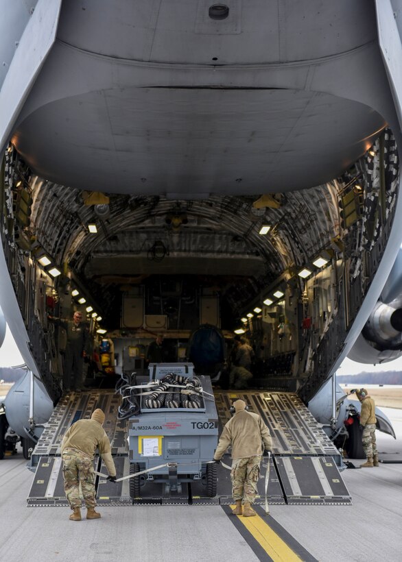 180FW Goes to Green Flag