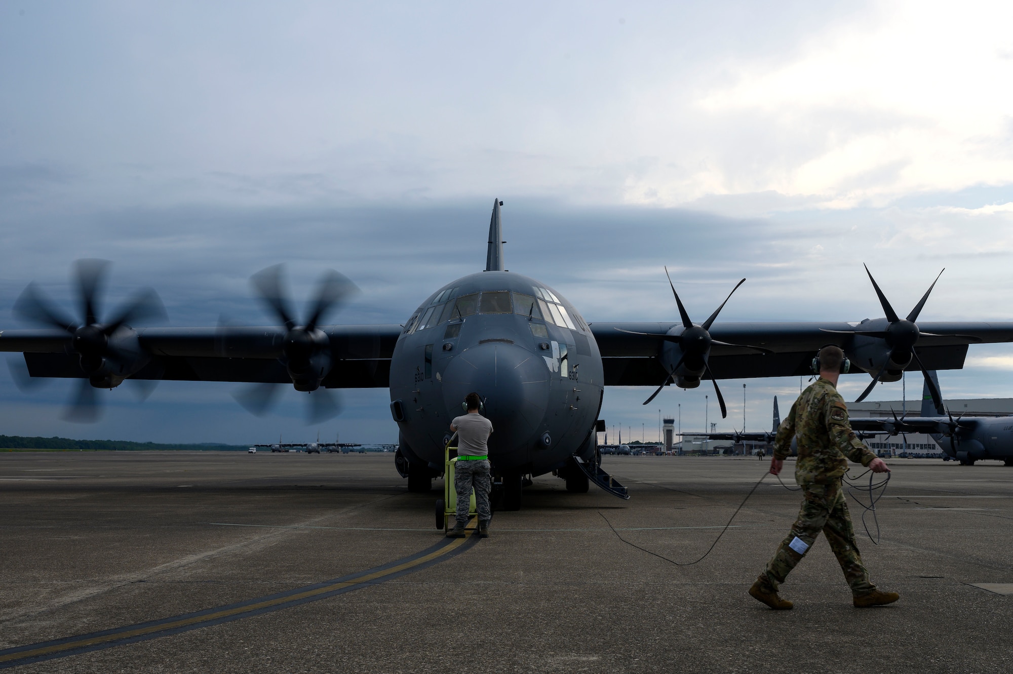 The C-130 community rewrote history July 14, successfully piloting the largest formation flight ever of C-130J Super Hercules aircraft in support of a Joint Forcible Entry exercise over Dyess Air Force Base and Big Bend, Texas.

In total, the “Herk Nation Stampede” featured a formation flight of 24 aircraft from the 317th Airlift Wing based at Dyess AFB and nine aircraft from the 19th Airlift Wing based at Little Rock AFB, Arkansas, besting the previous mark of 20 J-models set in 2013.
