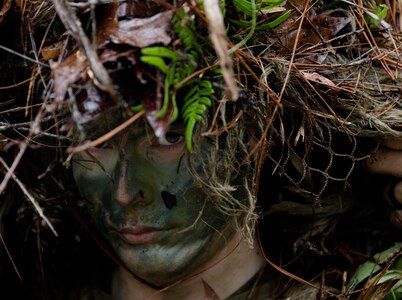 Pfc. William Snyder, 1-173rd Infantry, practices sniper camouflage technics at Eglin Airforce Base, Florida, Aprile 7, 2018.