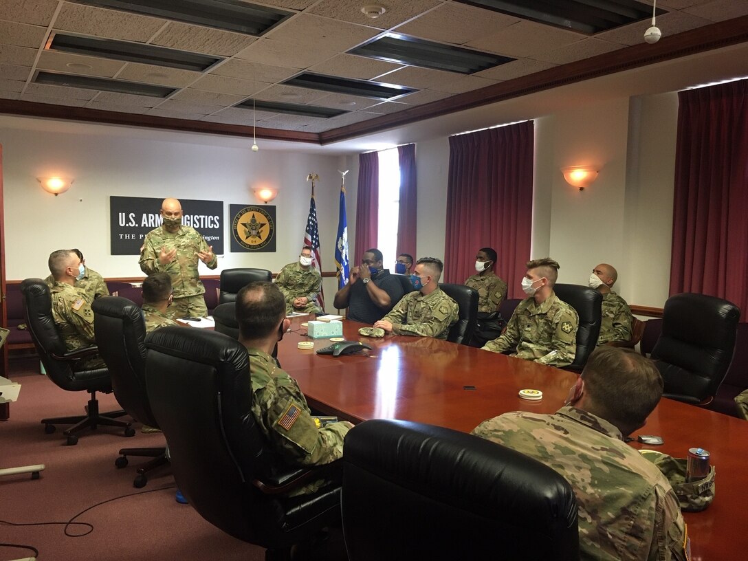 Army Reserve Soldiers modernize logistics center in COVID-19 fight