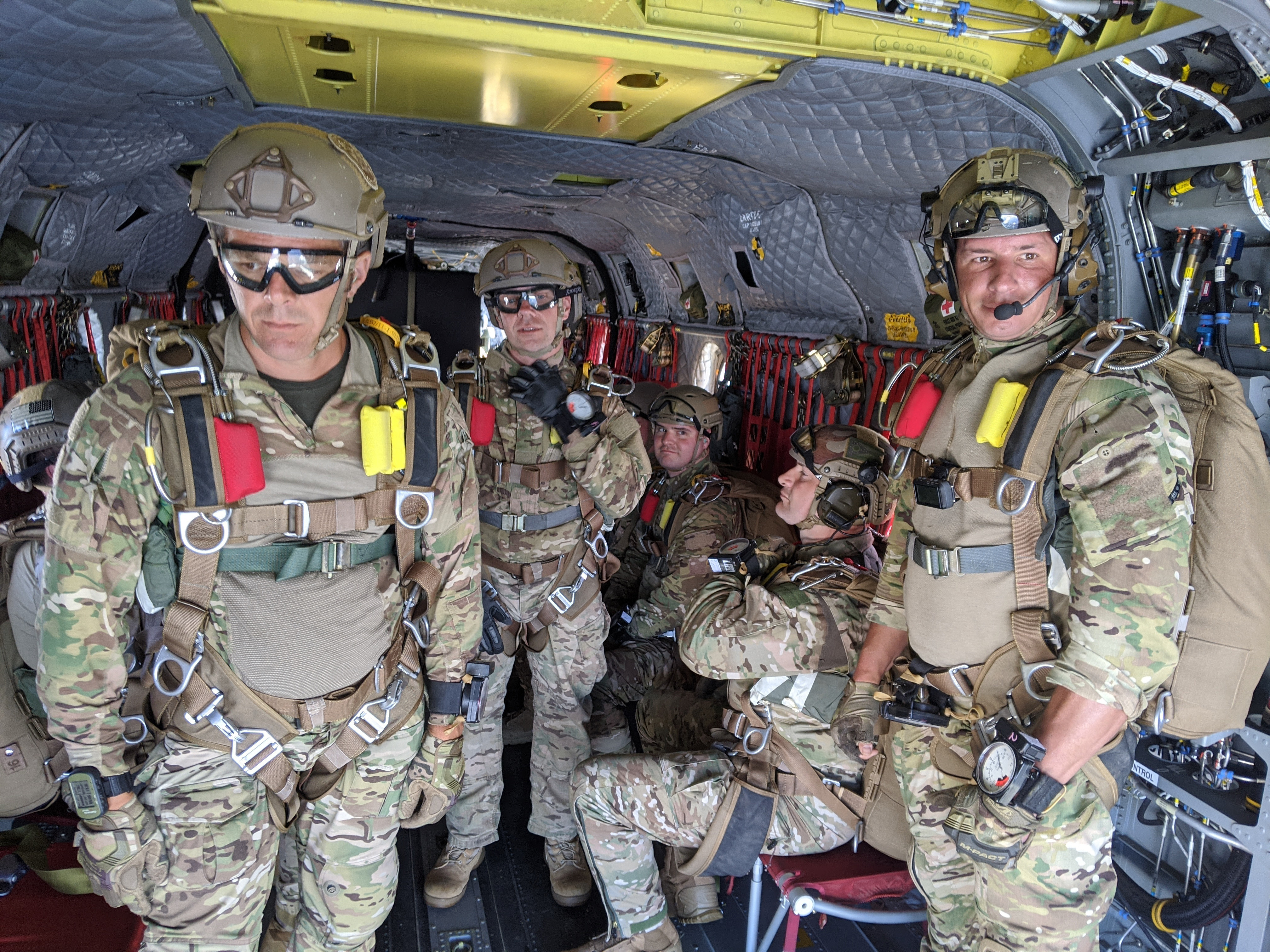 NY aircrews take WVNG troops to new heights for jump training