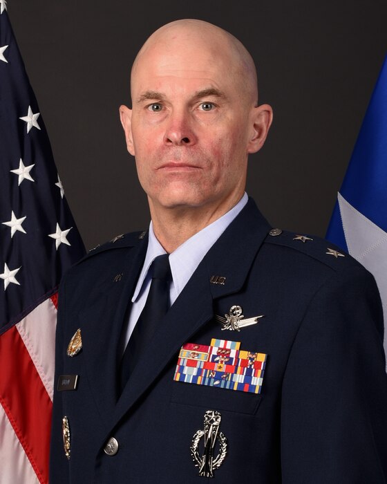 This is the official portrait of Maj. Gen. Michael Lutton.
