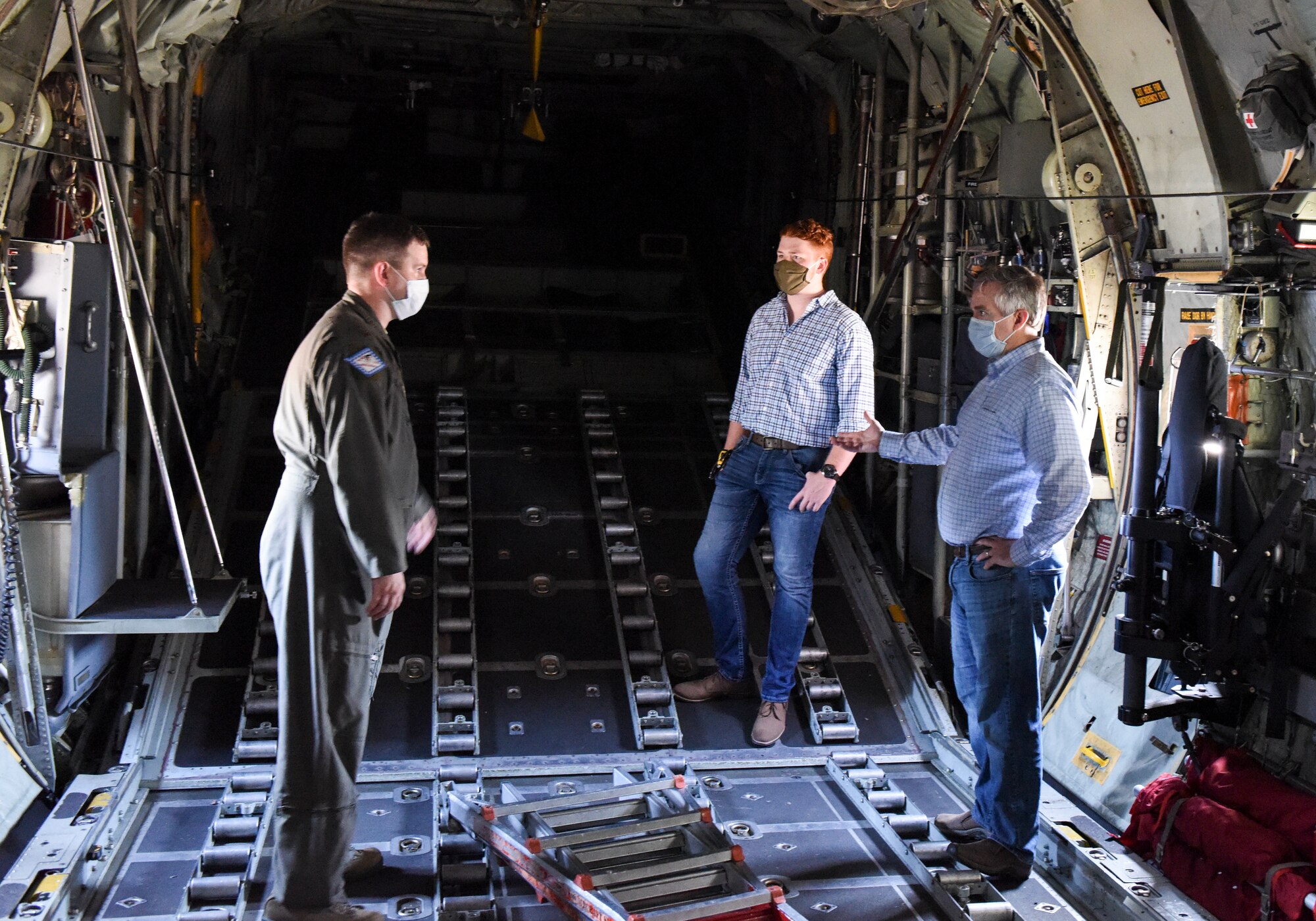 Air National Guard wing receives UV light disinfectant system; first in DOD