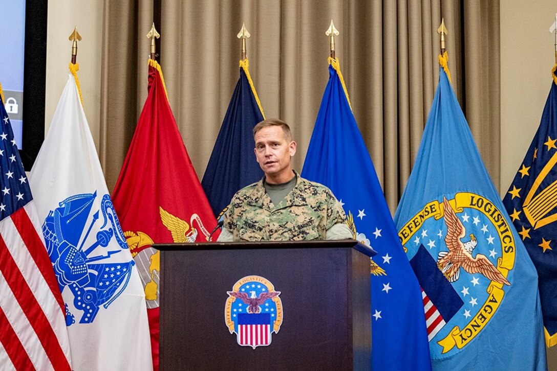 Reventlow returns to DLA Distribution as Commanding General